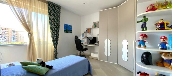 4-salle Appartement à San Giorgio a Cremano, Italy No. 6007 16