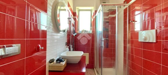 4-salle Appartement à San Giorgio a Cremano, Italy No. 6007 22