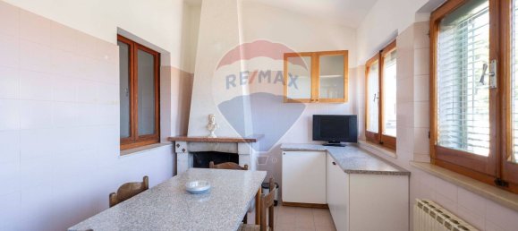 3 Schlafzimmer Haus in Recanati, Italy, Nr. 312715 20