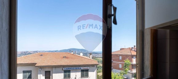 3 Schlafzimmer Haus in Recanati, Italy, Nr. 312715 39