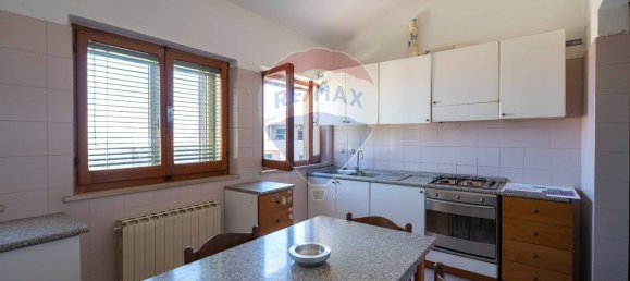 3 Schlafzimmer Haus in Recanati, Italy, Nr. 312715 38