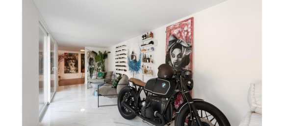 5 bedrooms Villa in Cascais, Portugal No. 204536 24