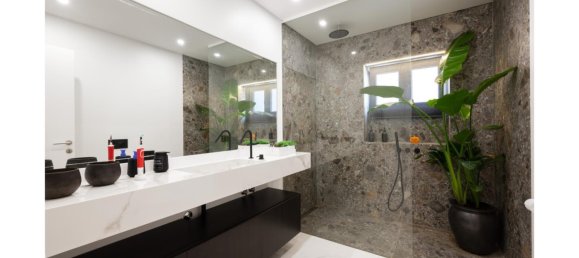 5 bedrooms Villa in Cascais, Portugal No. 204536 34