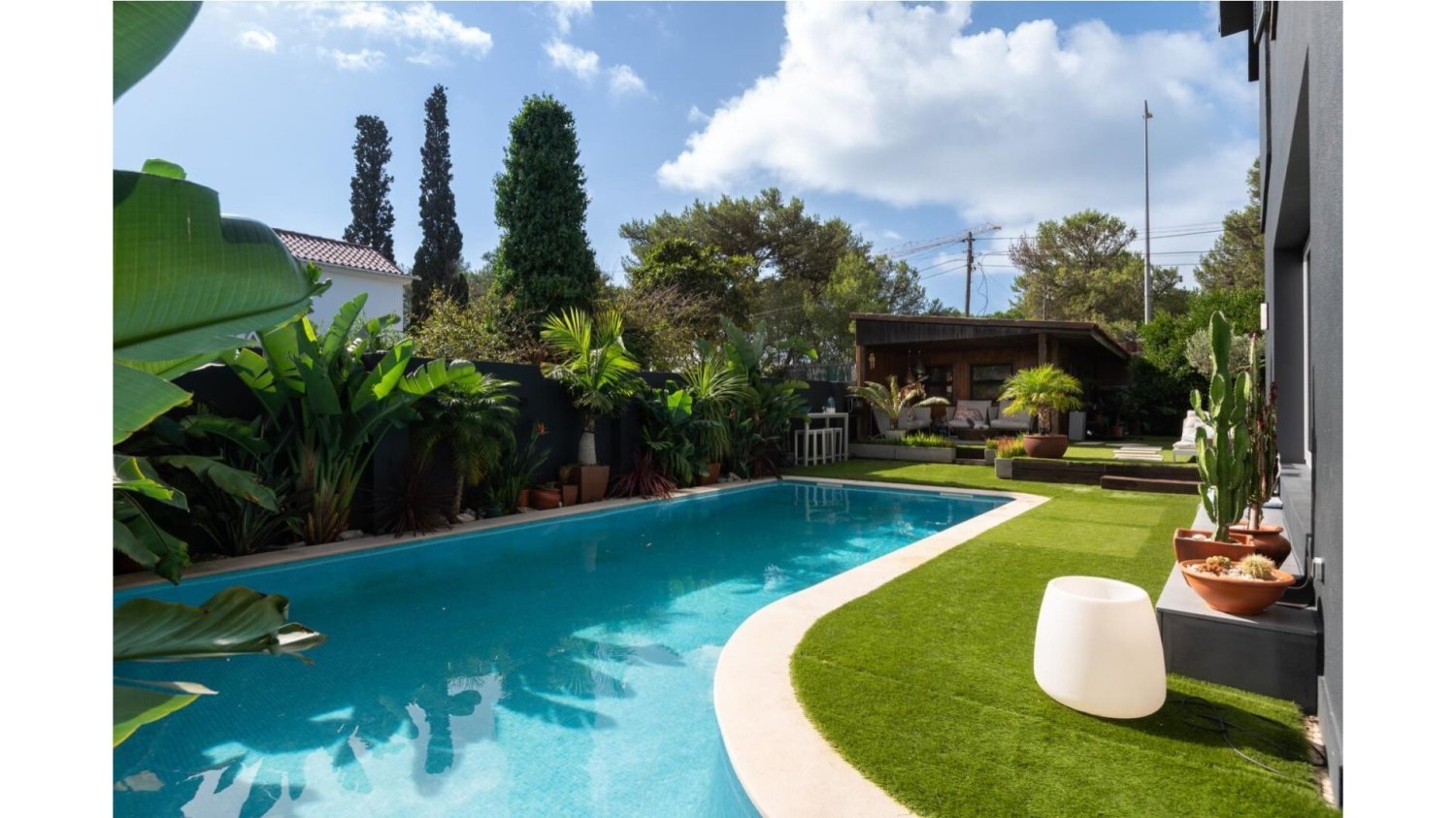 5 bedrooms Villa in Cascais, Portugal No. 204536