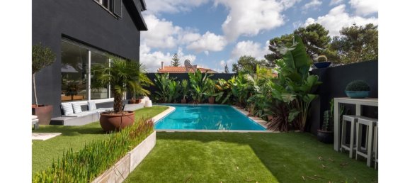 5 bedrooms Villa in Cascais, Portugal No. 204536 2