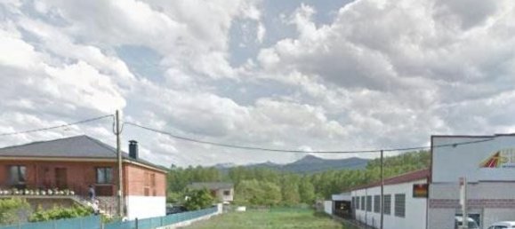 1400m² Land in Leon, Spain No. 19918 2