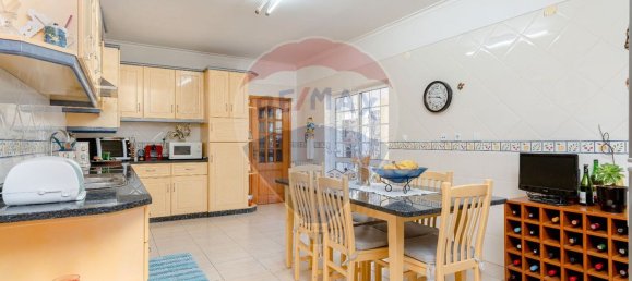 4 Schlafzimmer Haus in Almada, Portugal, Nr. 17439 20