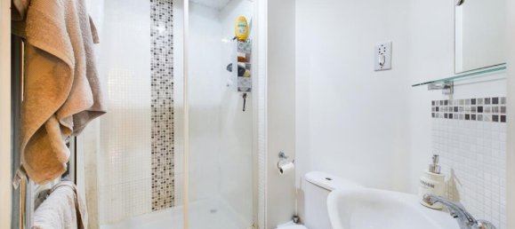 Apartamento T2 em Bordon, United Kingdom N.º 13887 14