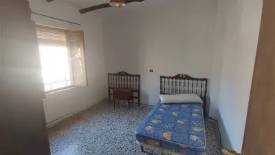 5 bedrooms House in Granada, Spain No. 179882