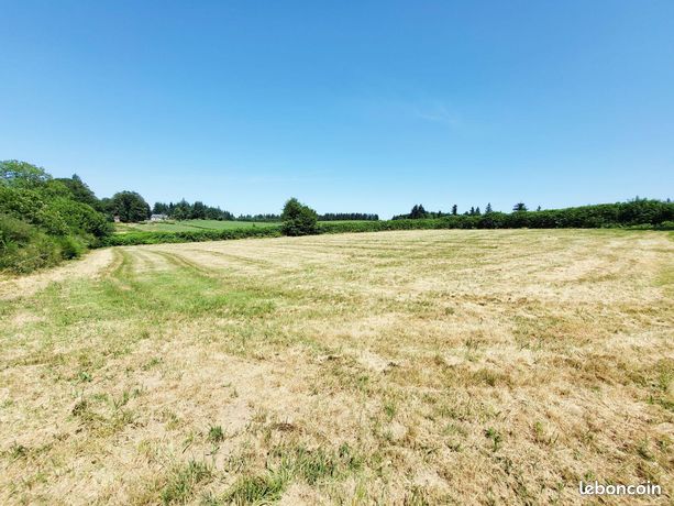 3160m² Land in Correze, France No. 310420