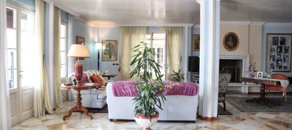 33 rooms Villa in Montecarlo, Italy No. 51016 18
