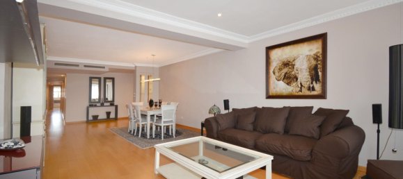 3 bedrooms Apartment in Zaragoza, Spain No. 143239 8