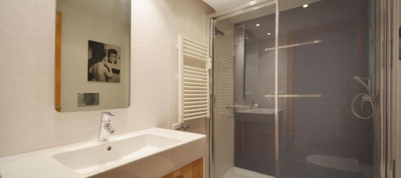 3 bedrooms Apartment in Zaragoza, Spain No. 143239 25