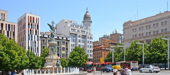 3 bedrooms Apartment in Zaragoza, Spain No. 143239 4