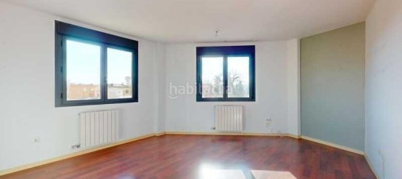 Apartamento de 3 dormitorios en Zaragoza, Spain No. 21666 3