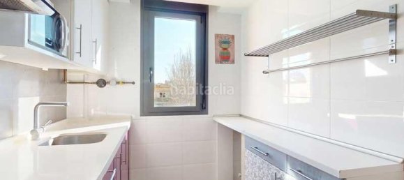 Apartamento de 3 dormitorios en Zaragoza, Spain No. 21666 12