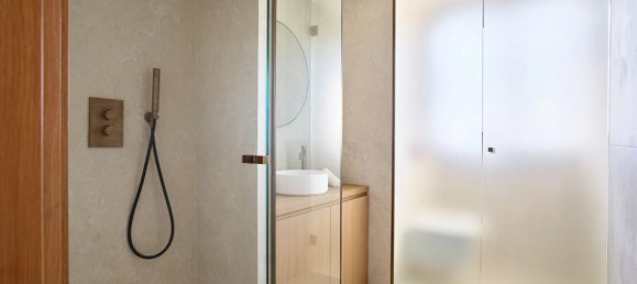 3 bedrooms Apartment in Cannes, France No. 114 6