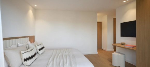 3 bedrooms Apartment in Cannes, France No. 114 2