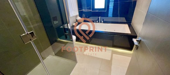 7 bedrooms Villa in Dubai, UAE No. 24635 3