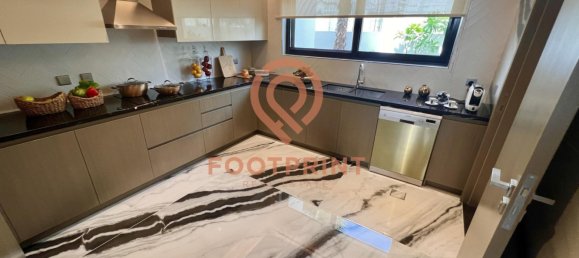 7 bedrooms Villa in Dubai, UAE No. 24635 30