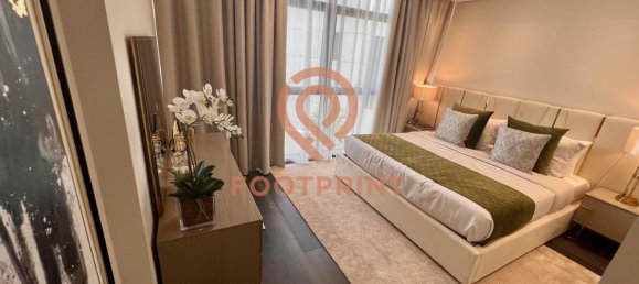 7 bedrooms Villa in Dubai, UAE No. 24635 8