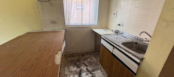 Studio in Crawley, United Kingdom No. 6307 7