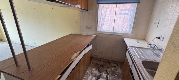 Studio in Crawley, United Kingdom No. 6307 9