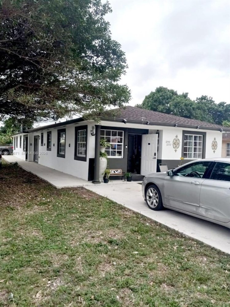 3 Schlafzimmer Villa in Miami, USA, Nr. 614961