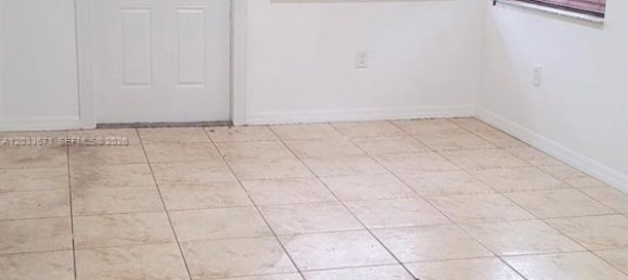 3 Schlafzimmer Villa in Miami, USA, Nr. 614961 6