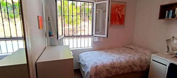 5 bedrooms House in Rincon de la Victoria, Spain No. 98695 38