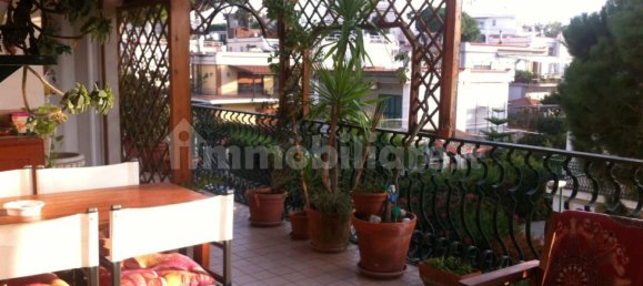 Apartamento T2 em Pozzuoli, Italy N.º 317003 5