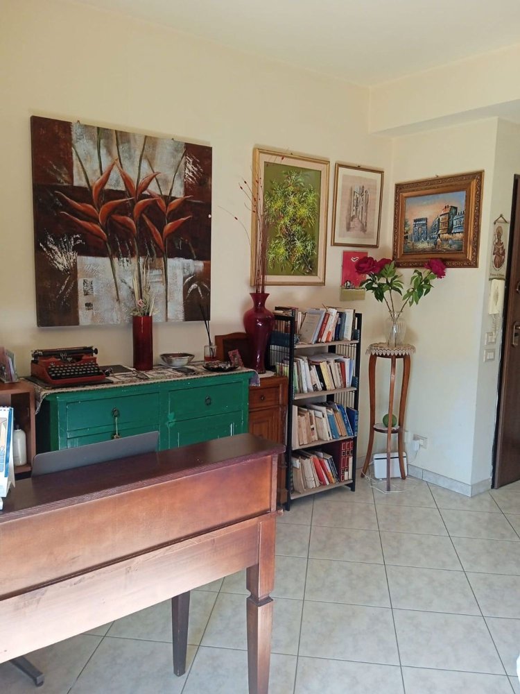 6 غرف نوم شقة في Vittoria, Italy رقم 327154