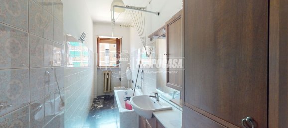 2 bedrooms Apartment in Turin, Italy No. 333847 23