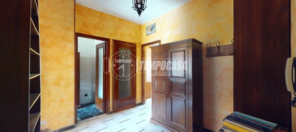 2 bedrooms Apartment in Turin, Italy No. 333847 6