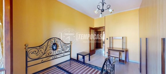 2 bedrooms Apartment in Turin, Italy No. 333847 19