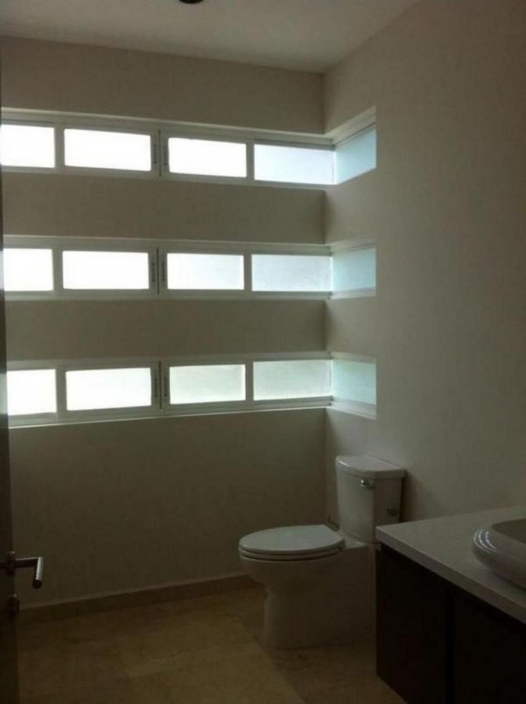 4 bedrooms House in Ciudad Lopez Mateos, Mexico No. 222146