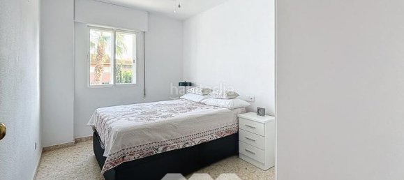 Apartamento de 4 dormitorios en Torre del Mar, Spain No. 45467 22