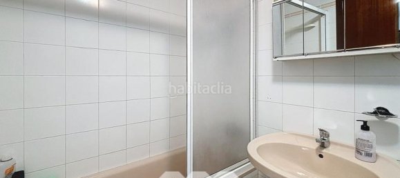 Apartamento de 4 dormitorios en Torre del Mar, Spain No. 45467 17