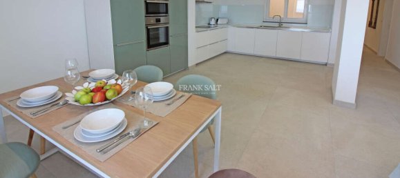 2 chambres Appartement à Sliema, Malta No. 11209 4