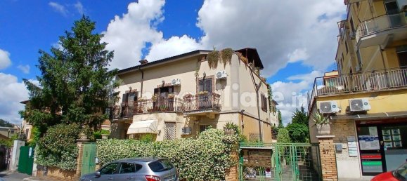 Apartamento de 5 dormitorios en Rome, Italy No. 301434 4