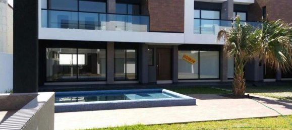 3 bedrooms House in Tijuana, Mexico No. 155634 2