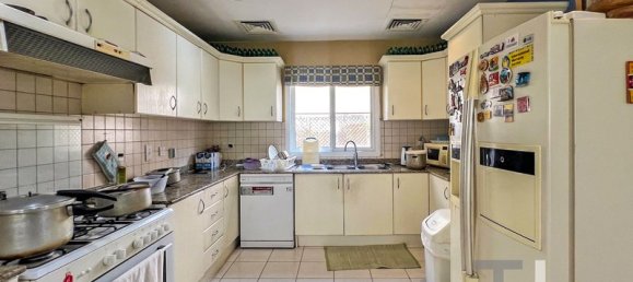 4 bedrooms Villa in Meadows, UAE No. 28728 6