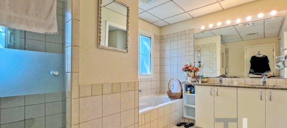 4 bedrooms Villa in Meadows, UAE No. 28728 12