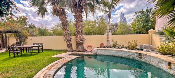 4 bedrooms Villa in Meadows, UAE No. 28728 2