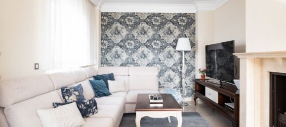 2 bedrooms Penthouse in Estepona, Spain No. 75322 6