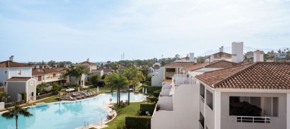 2 bedrooms Penthouse in Estepona, Spain No. 75322 16