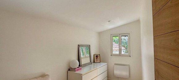 3 غرف نوم منزل في Le Mesnil-Saint-Denis, France رقم 329951 13