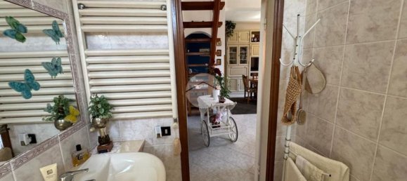 Villa de 6 divisões em Uscio, Italy N.º 299518 18