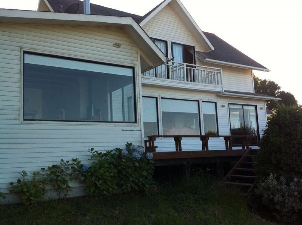 6 bedrooms House in Los Rios, Chile No. 2560