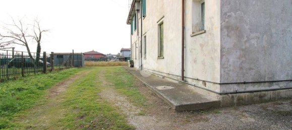 Квартира с 2 комнатами в Фоссальта ди Портогруаро, Италия № 173248 11